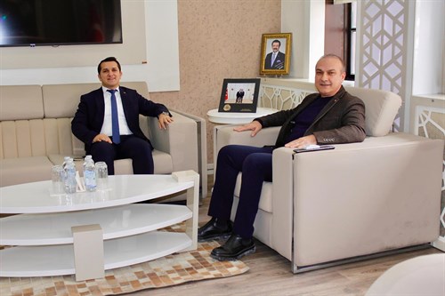 Kaymakamımız Sn. Mustafa KARTAL, Amasya Ticaret ve Sanayi Odası Başkanı Sn. Murat KIRLANGIÇ’a ziyarette bulundu.